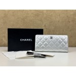 CHANEL A31509 YEN BI-FOLD WALLET
